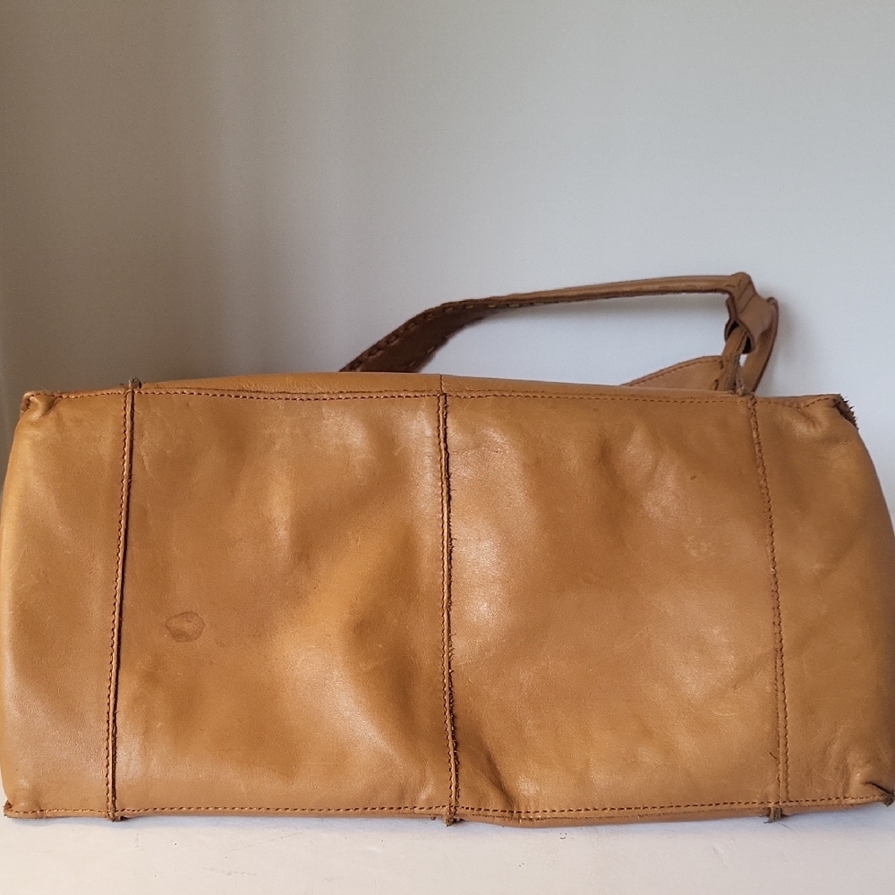 The Sak Tan Los Feliz Large Shoulder Bag with Tassel - Picture 6 of 12